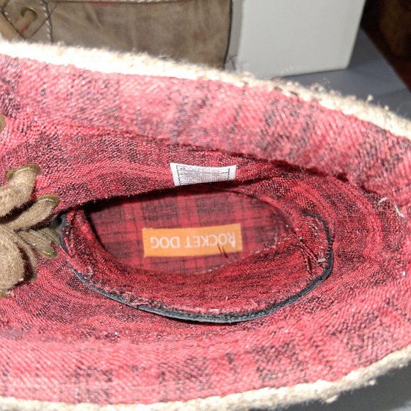 Rocket Dog Tan Combat Boots with Red Plaid Lining - Picture 8 of 8